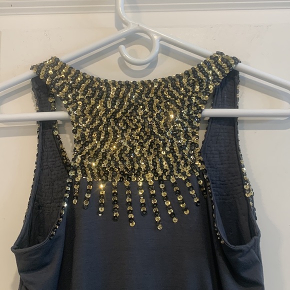 Sequined Tank Top - Picture 8 of 10